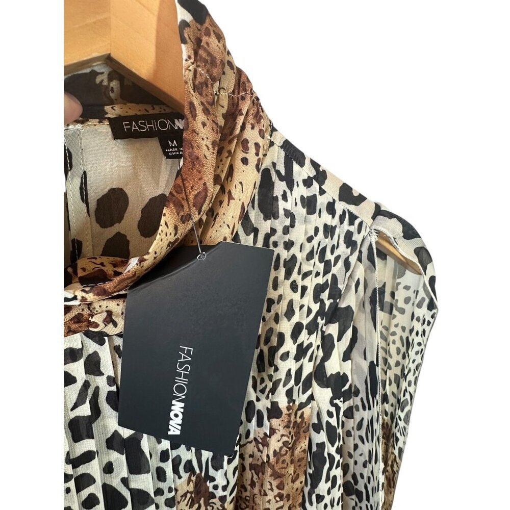 NWT Fashion Nova Wandering Free Animal Print Pleated Chiffon Maxi Dress Size M - Picture 6 of 8